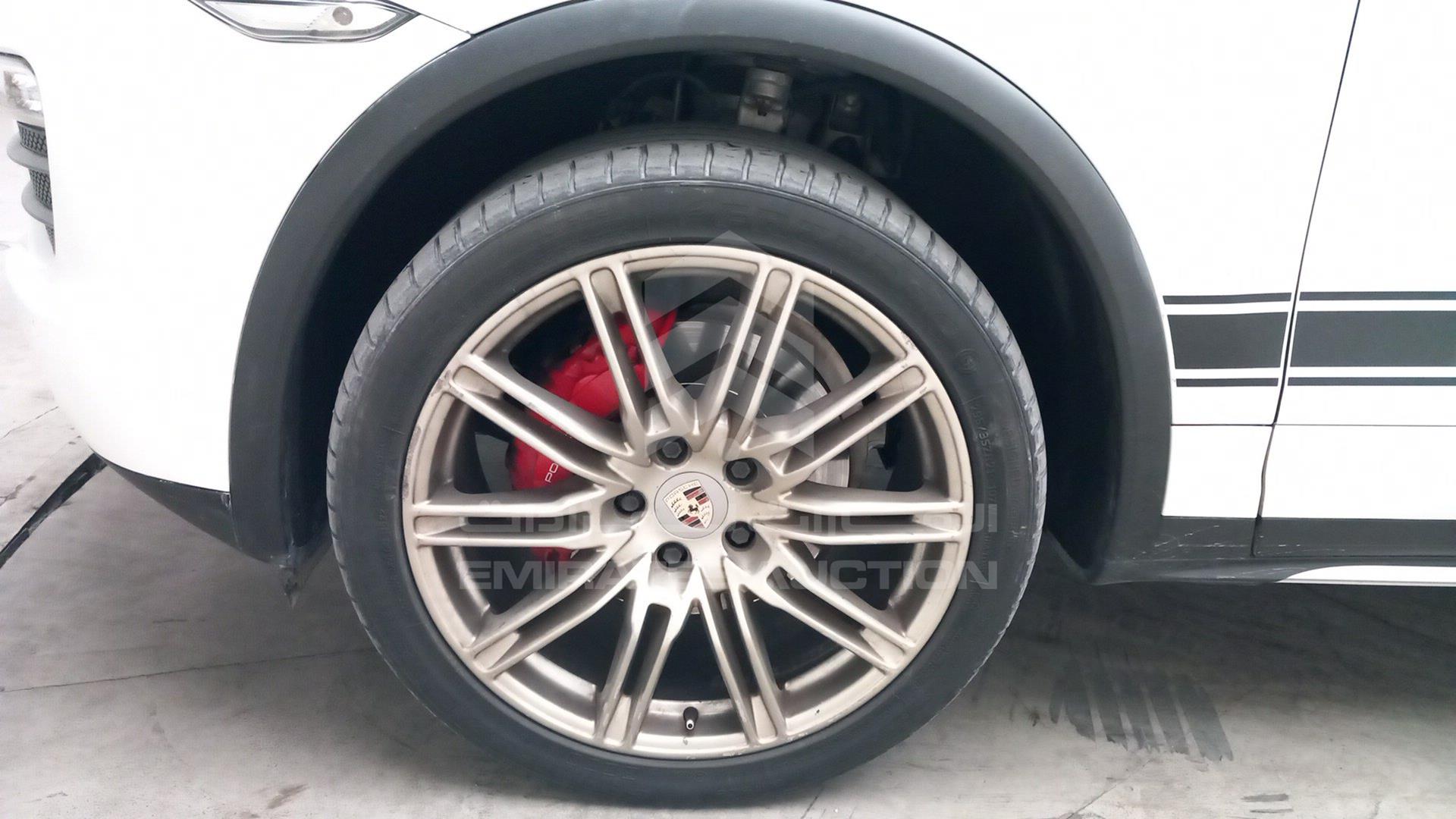 2012 PORSCHE CAYENNE VIN: WP1ZZZ92ZCLA51031