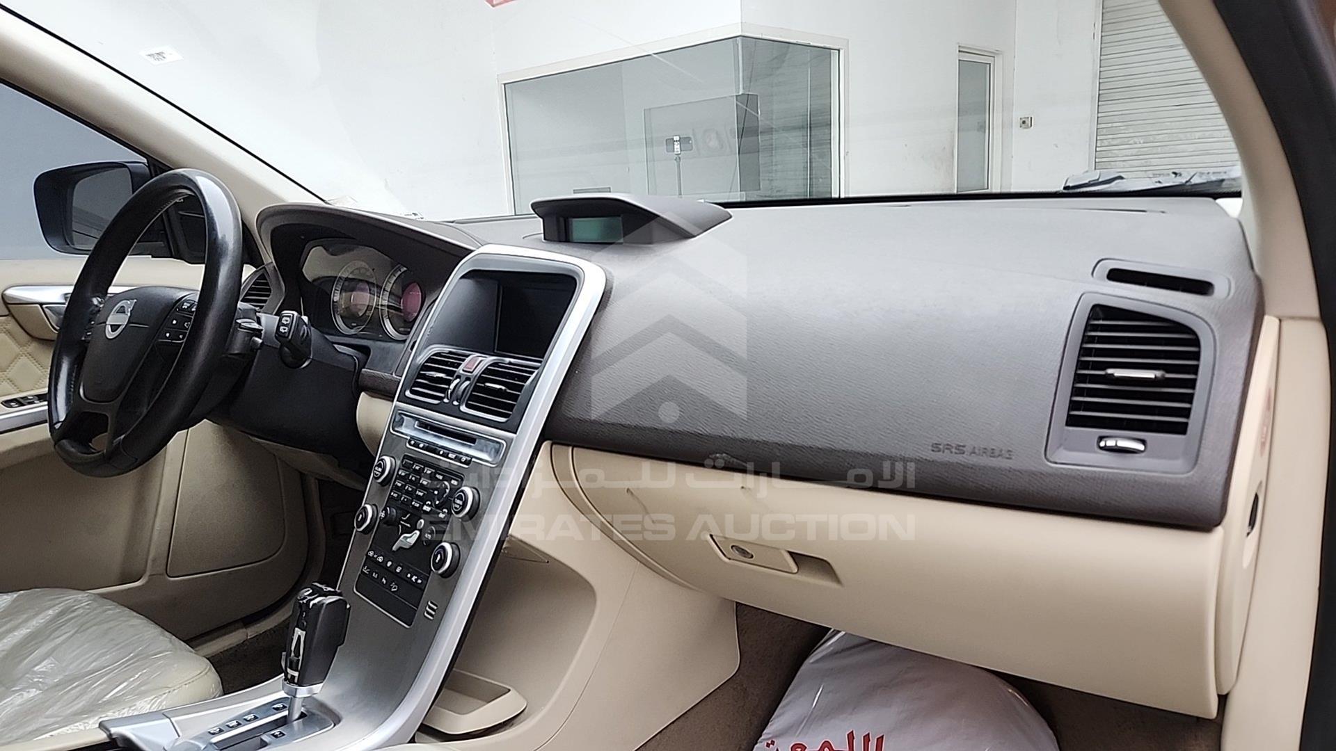 2010 VOLVO XC 60 VIN: YV1DZ9956A2088305