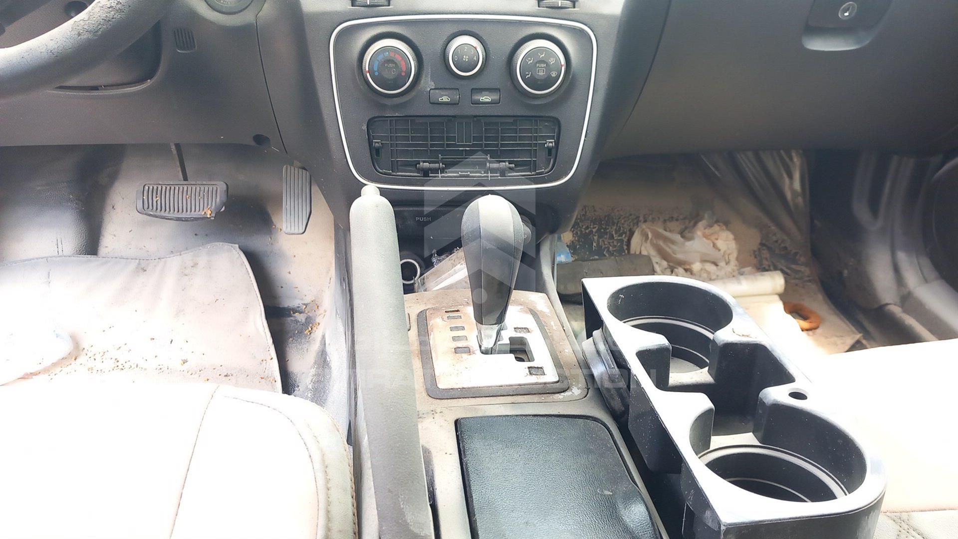 2006 HYUNDAI SONATA VIN: KMHEU41MP6A151723