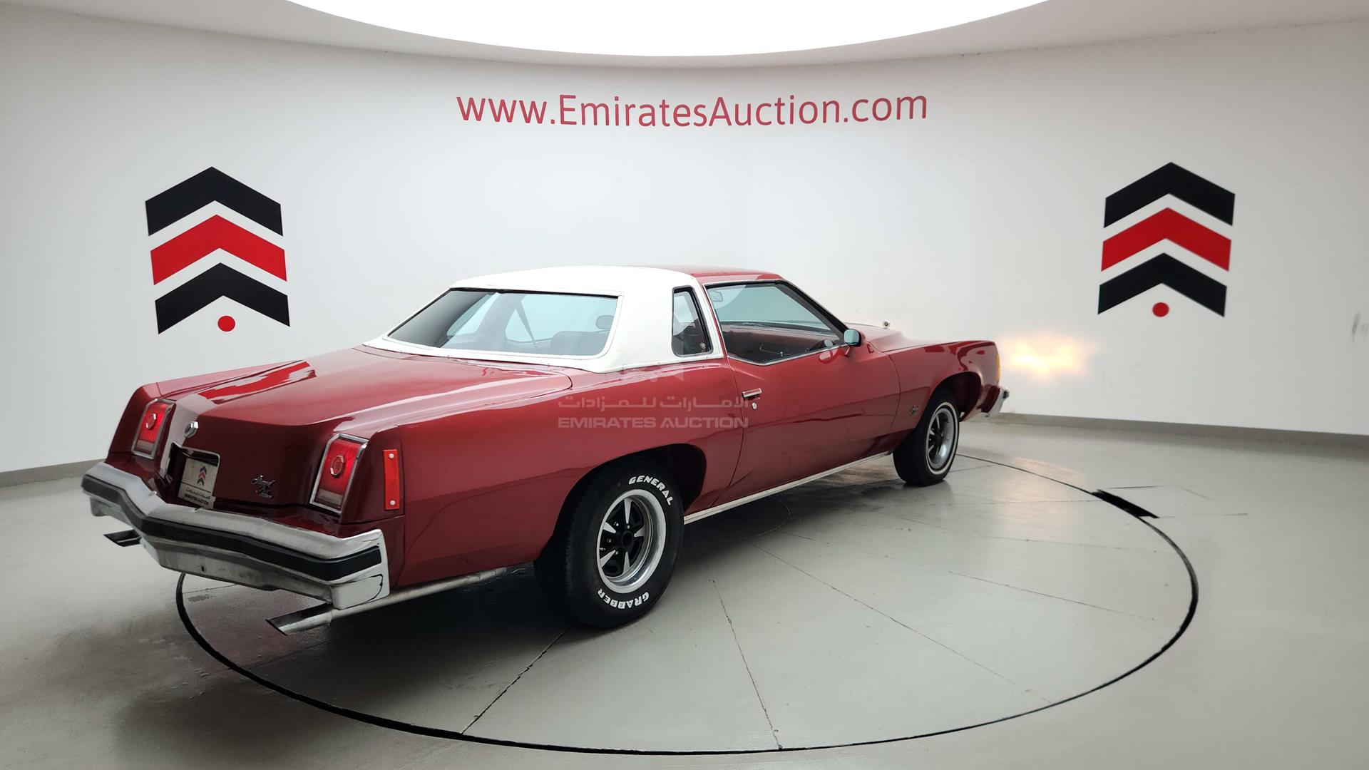 1977 PONTIAC GRAND PRIX VIN: 2J57Y7A197595