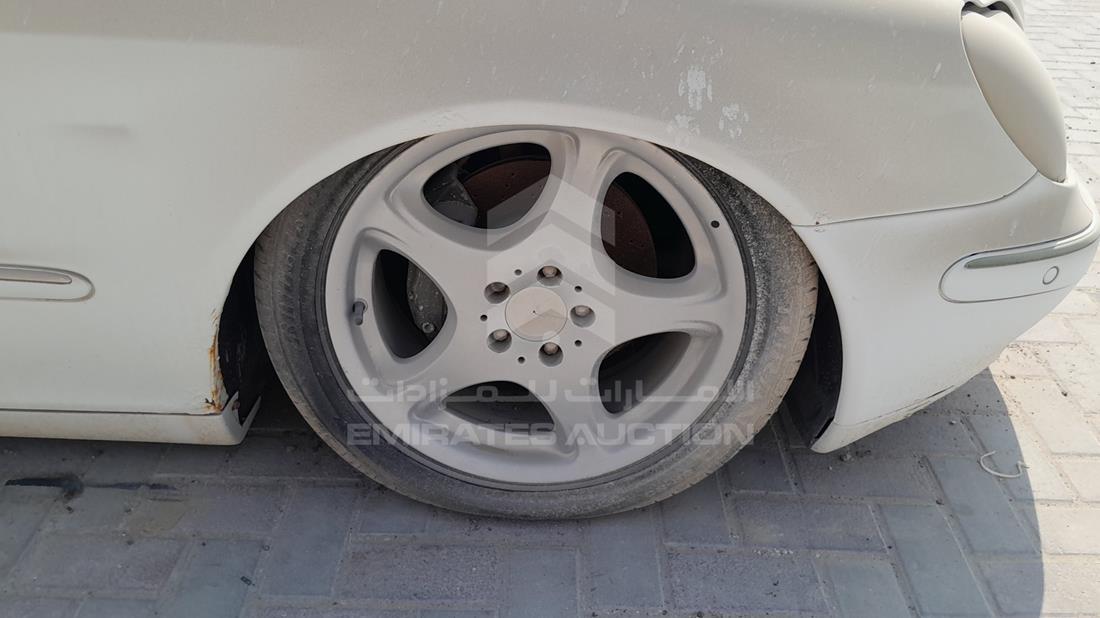 2001 Mercedes C 320 — Front Right Tyre — Photo 29
