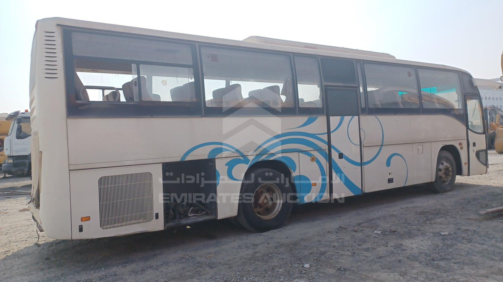 2010 HIGER BUS VIN: LKLR1FSD5AB548644