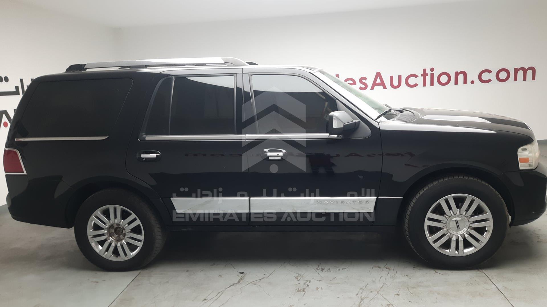 2007 LINCOLN NAVIGATOR VIN: 5LMFU28527LJ23911