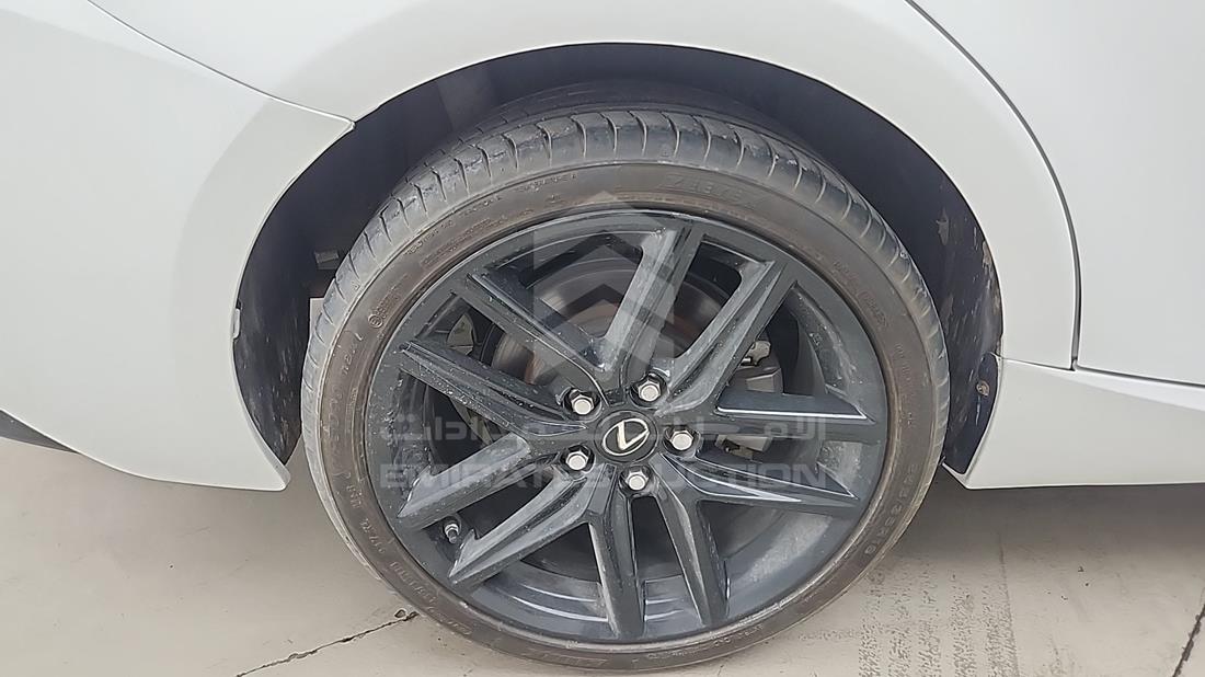 2014 Lexus IS 250 — Rear Right Tyre — Photo 35