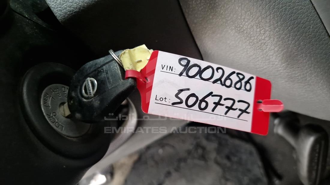 2016 Nissan Urvan — Keys — Photo 4
