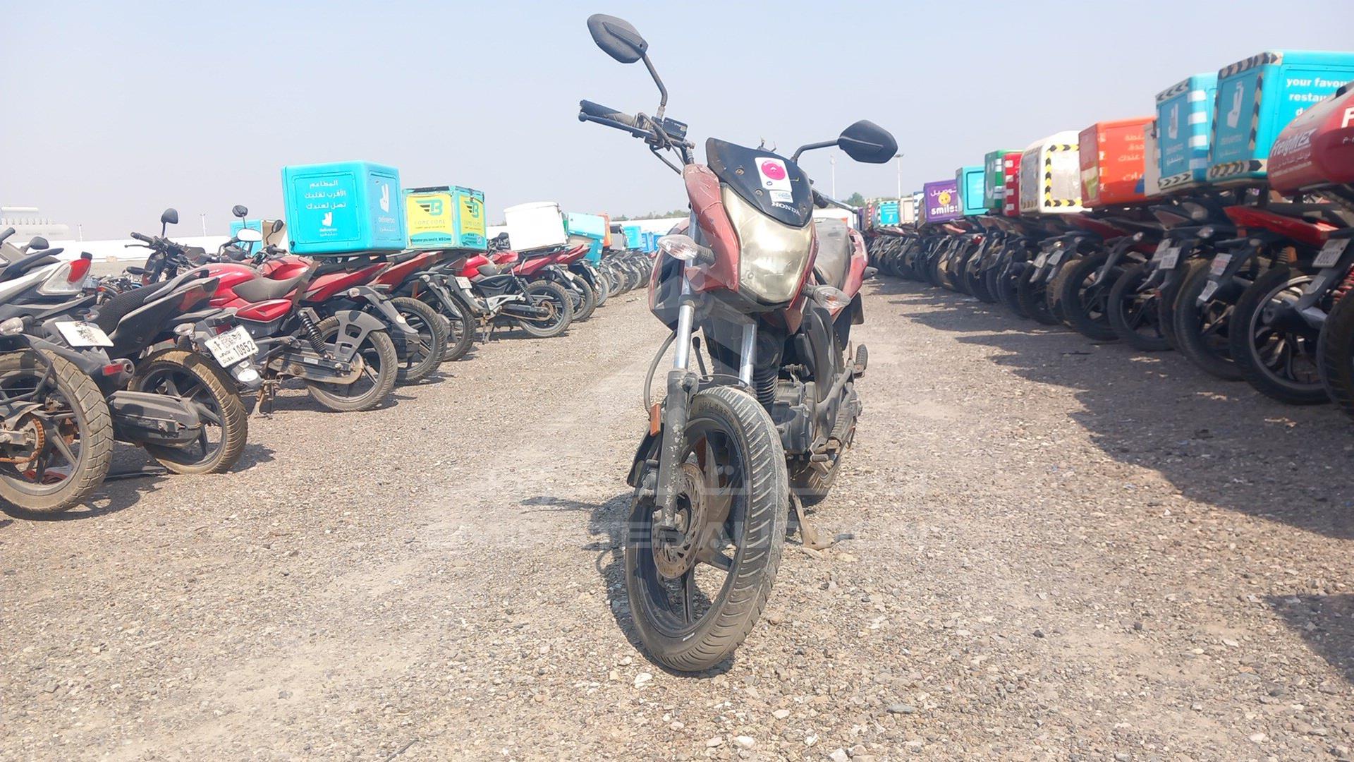 2016 HONDA UNICORN VIN: ME4KC2032G8000619