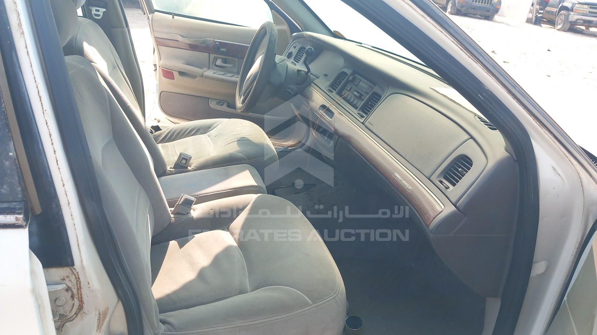 2000 FORD MERCURY VIN: 2MEFM74W7YX617963