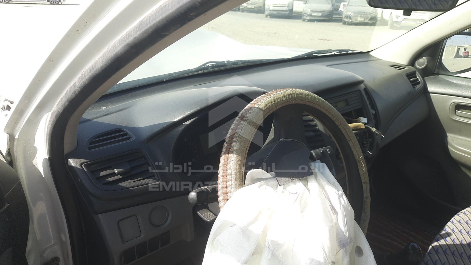 2016 MITSUBISHI L 200 VIN: MMBJNKJ40GH072520