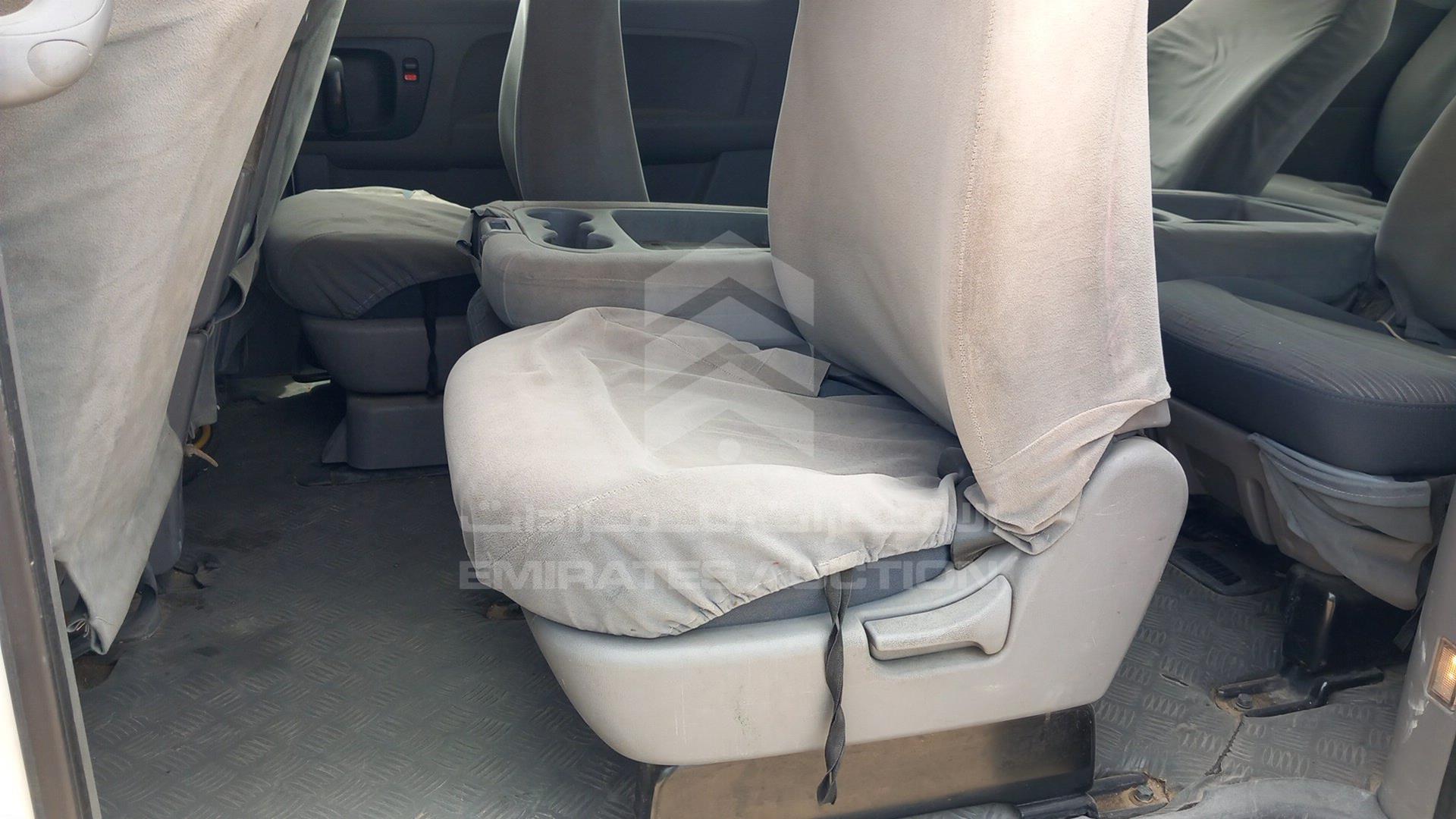 2016 HYUNDAI H1 VIN: KMJWA37R0GU778289