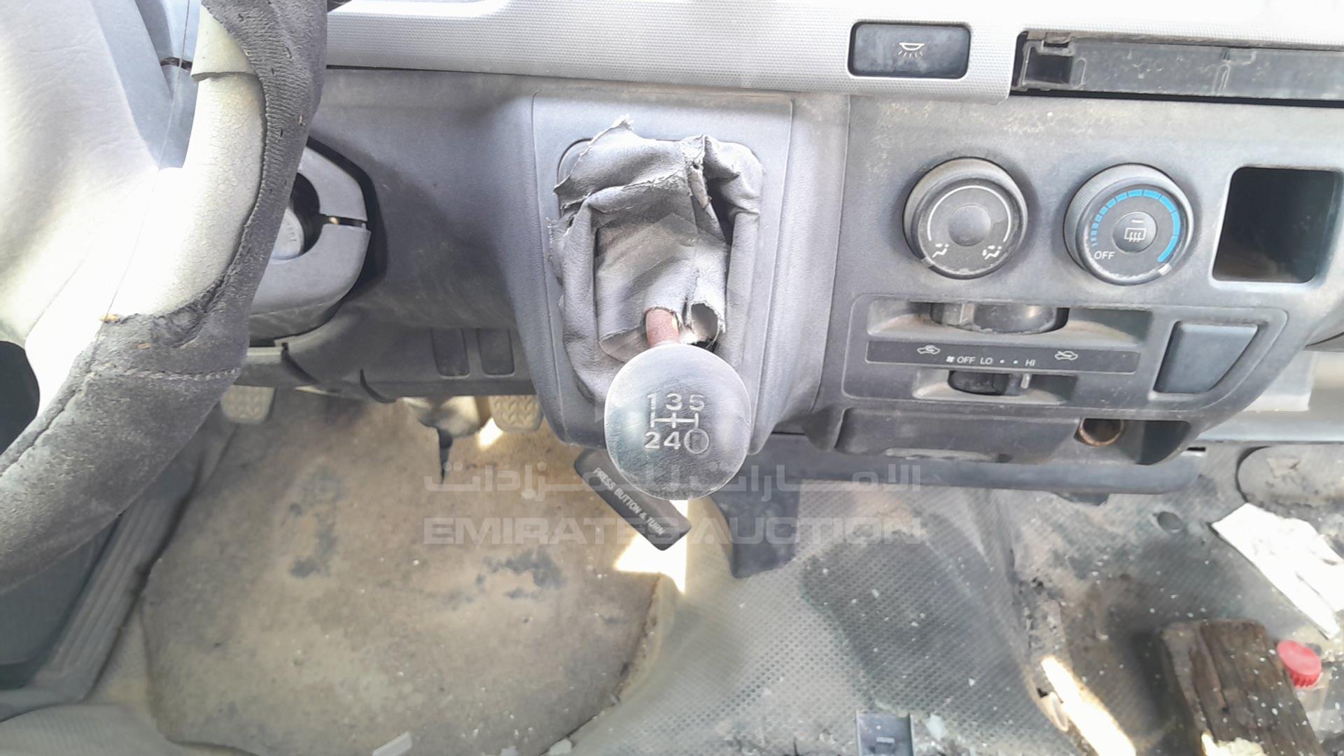 2007 TOYOTA HIACE VIN: JTGJX02P275006814