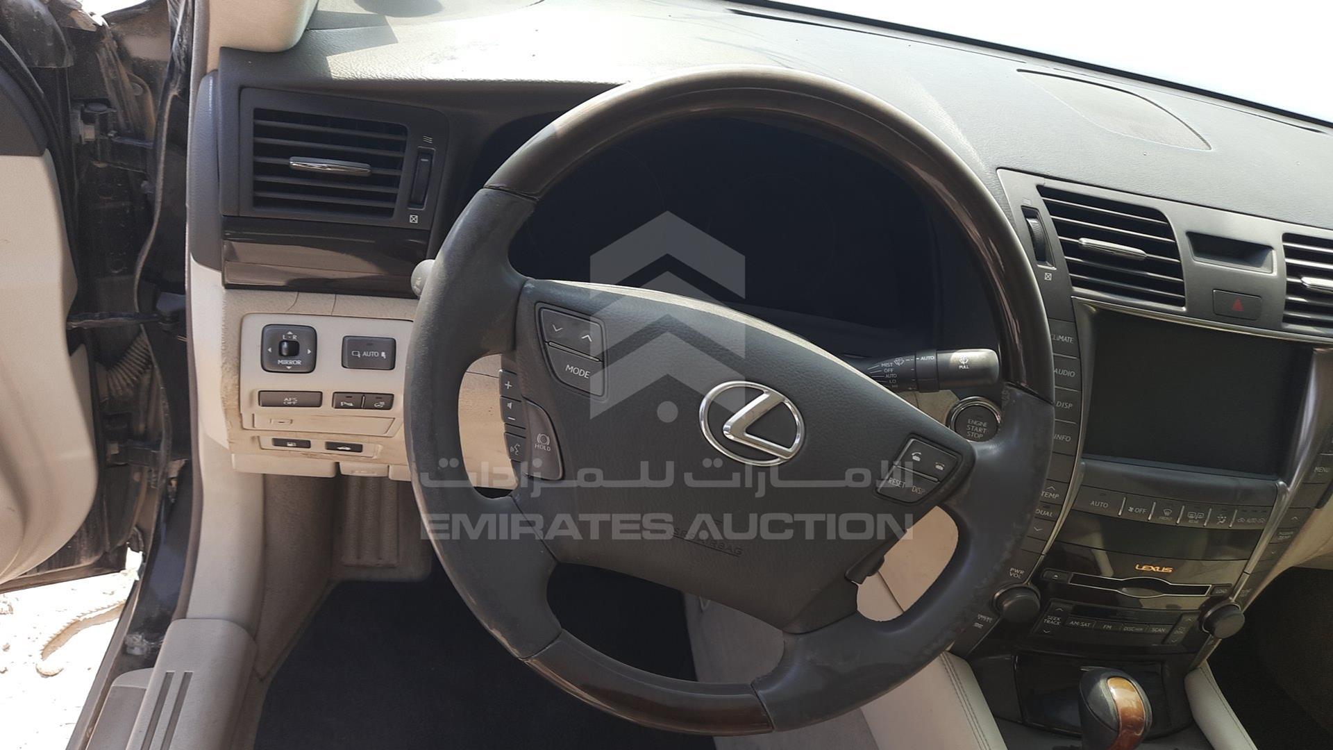2008 LEXUS LS 460 VIN: JTHGL46F385030941