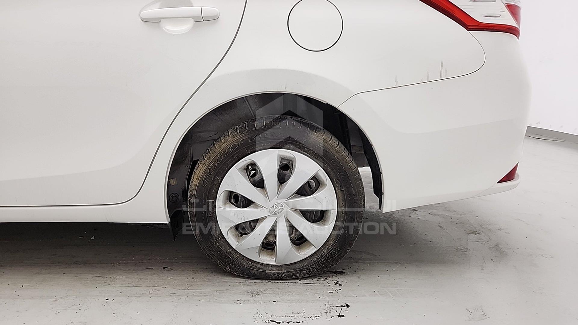 2017 TOYOTA YARIS VIN: MHFB29F3XH2016199