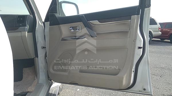JMYLRV95WEJ718993 Mitsubishi Pajero