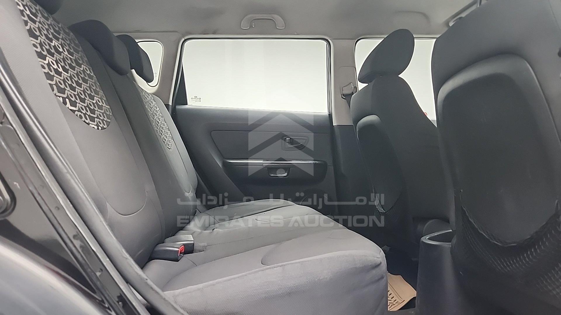 2012 KIA SOUL VIN: KNAJT8110C7323586