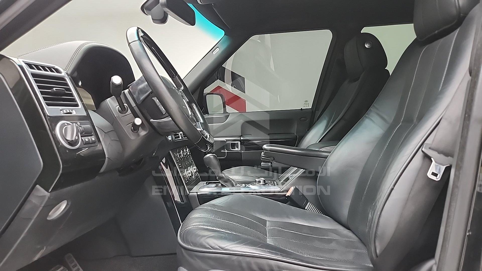 2011 RANGE ROVER VOGUE VIN: SALLMAME4BA343740