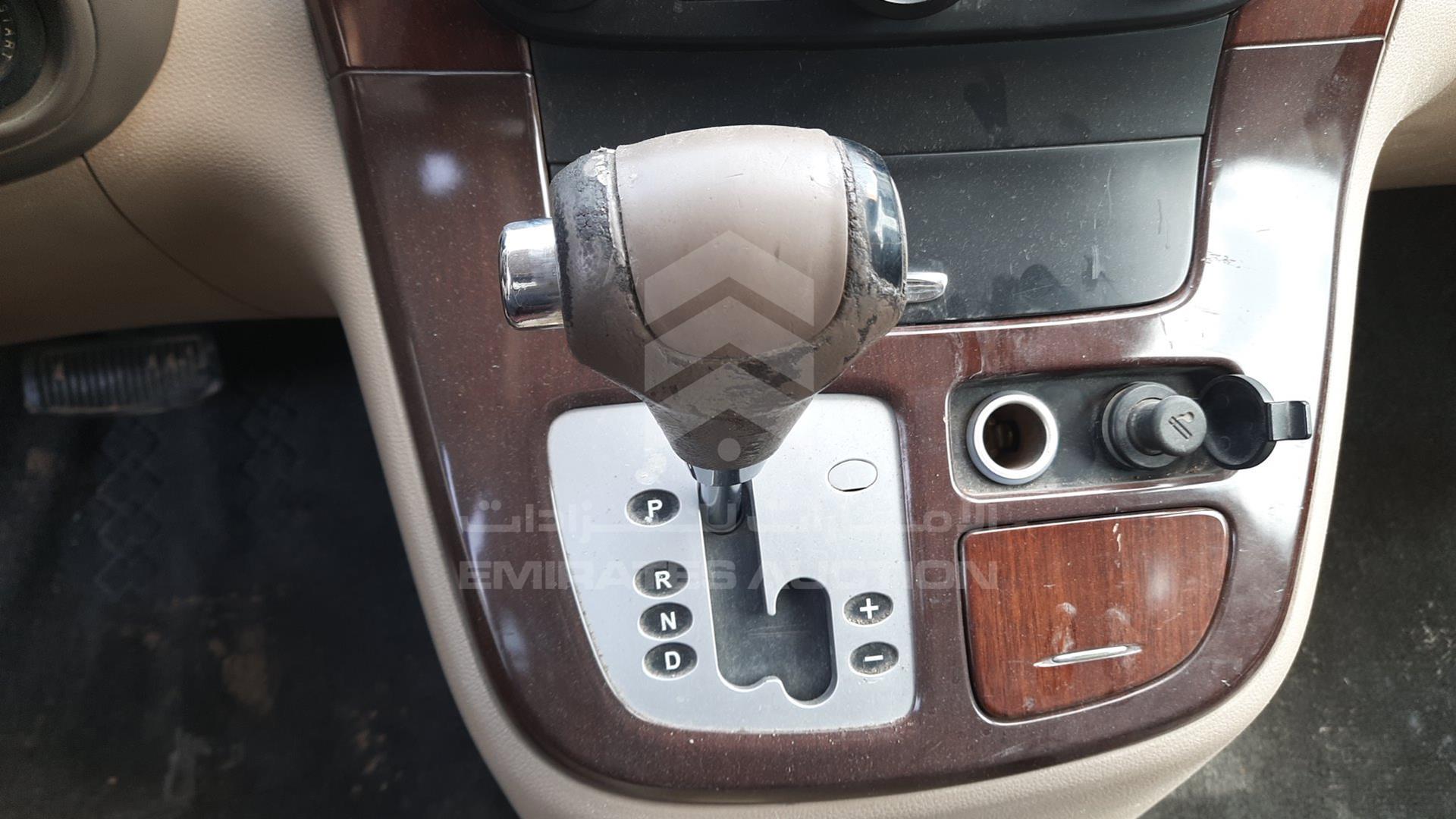 2009 KIA CARNIVAL VIN: KNAMB763296271199