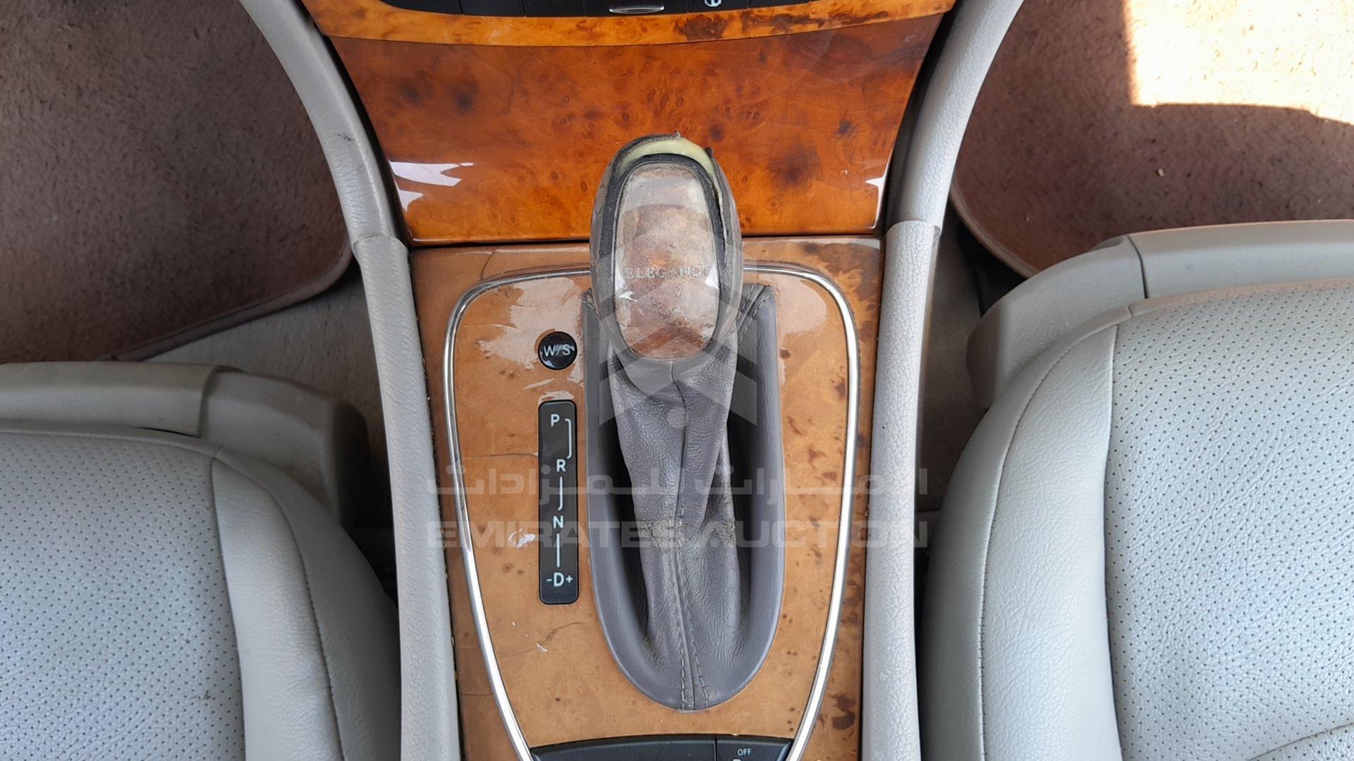 2004 MERCEDES E 320 VIN: WDB2110611A345565