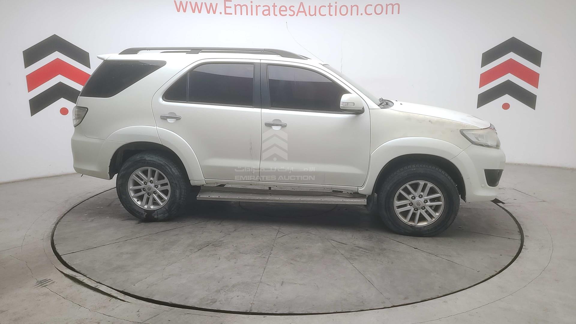 2014 TOYOTA FORTUNER VIN: MHFYU59G7E7032094