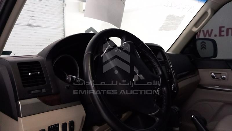 JE4MR62N1HJ708742 Auction: EmiratesAuction Lot: 410744 JE4MR62N1HJ708742 Mitsubishi Pajero 2017 -- Photo 12