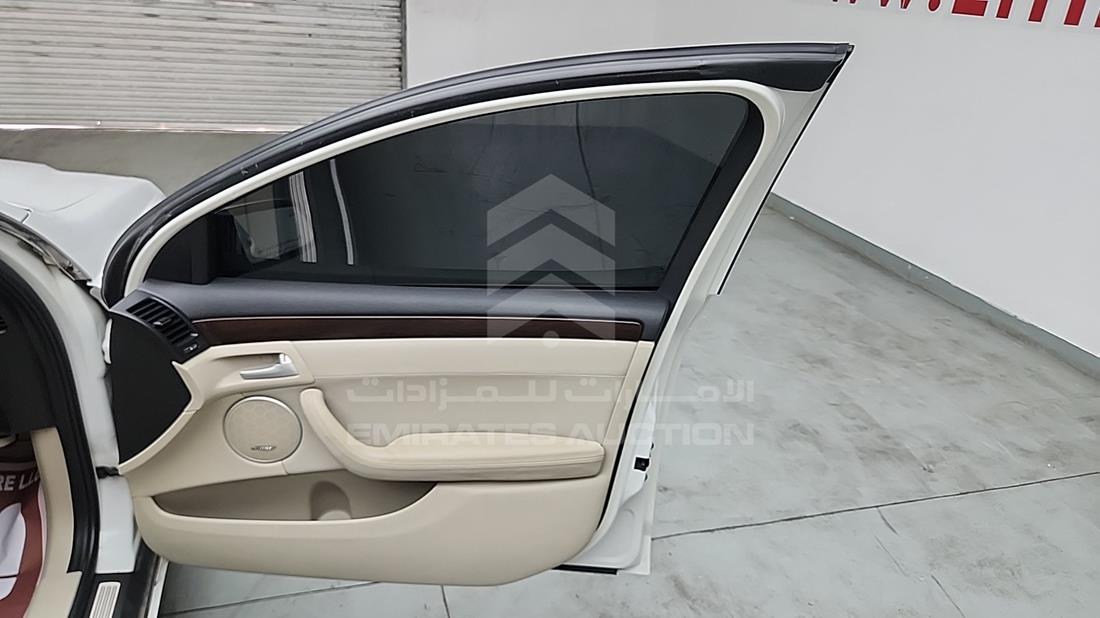 2013 Chevrolet Caprice — Front Right Door — Photo 57