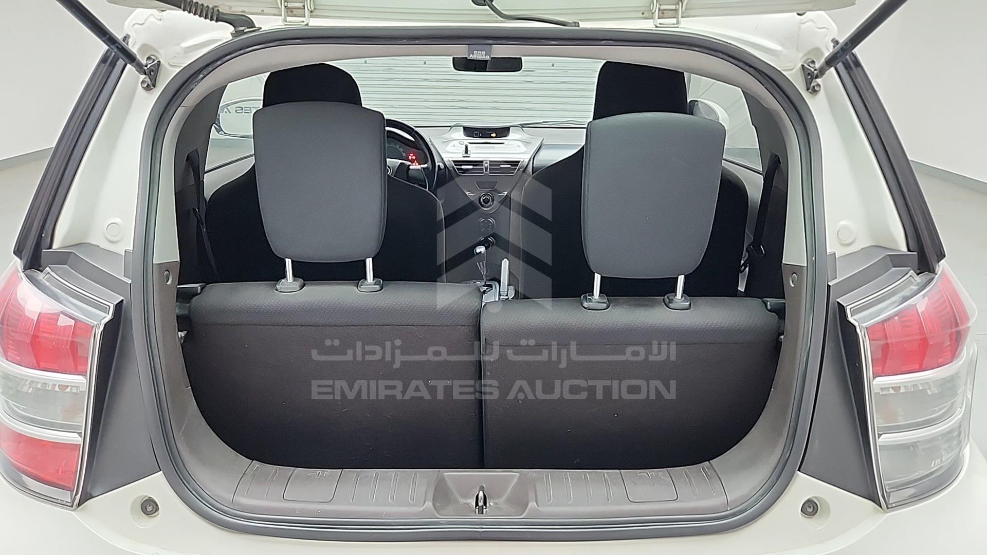 2010 TOYOTA IQ VIN: JTNML11040J028550
