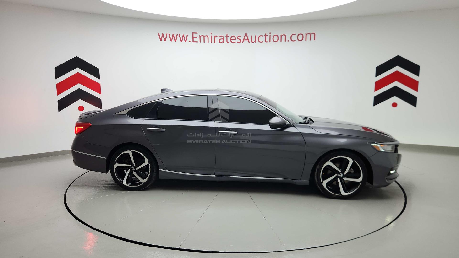2018 HONDA ACCORD VIN: 1HGCV2630JA510635