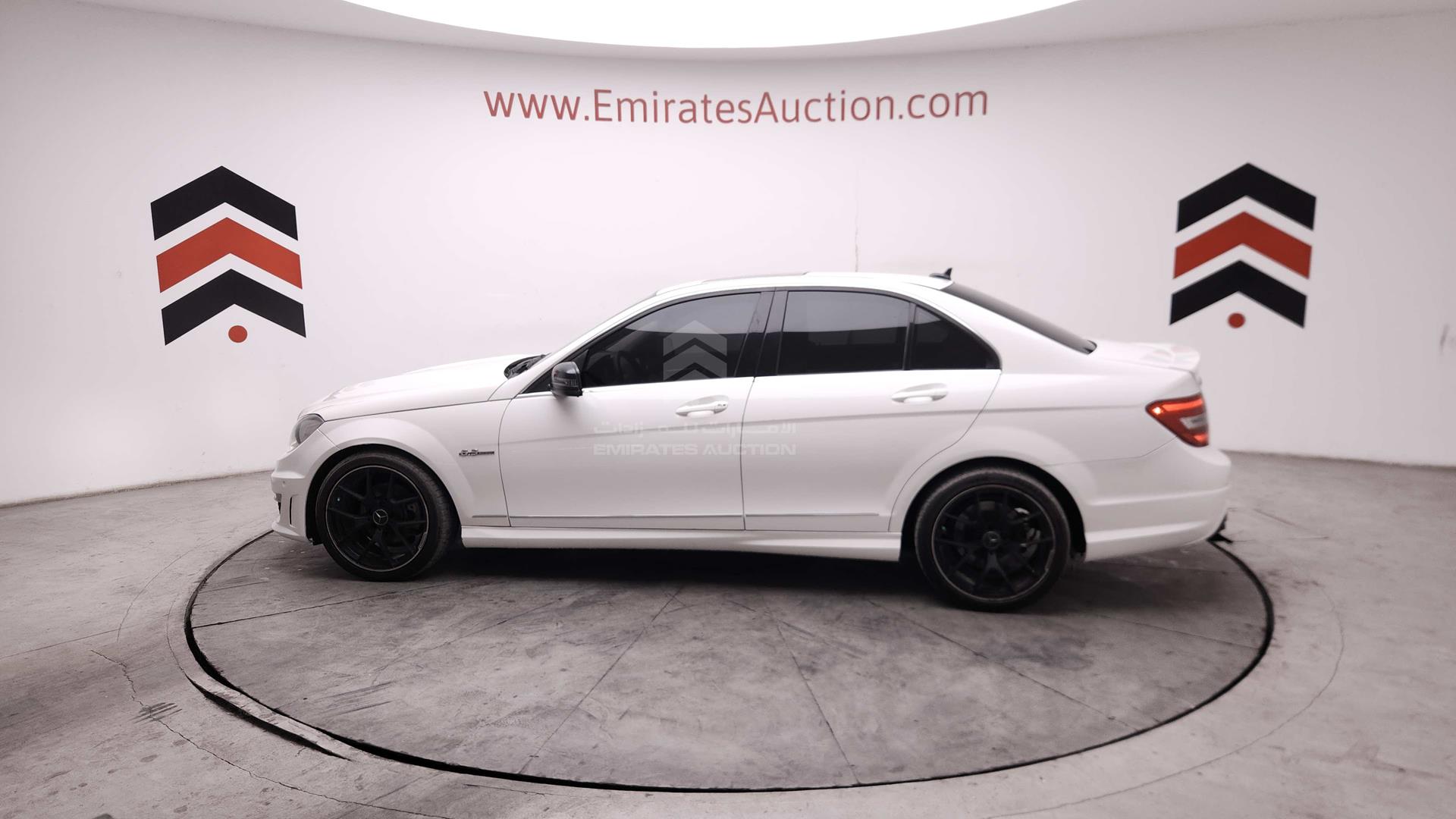 2013 MERCEDES C 250 VIN: WDDGF4HB0DR273733