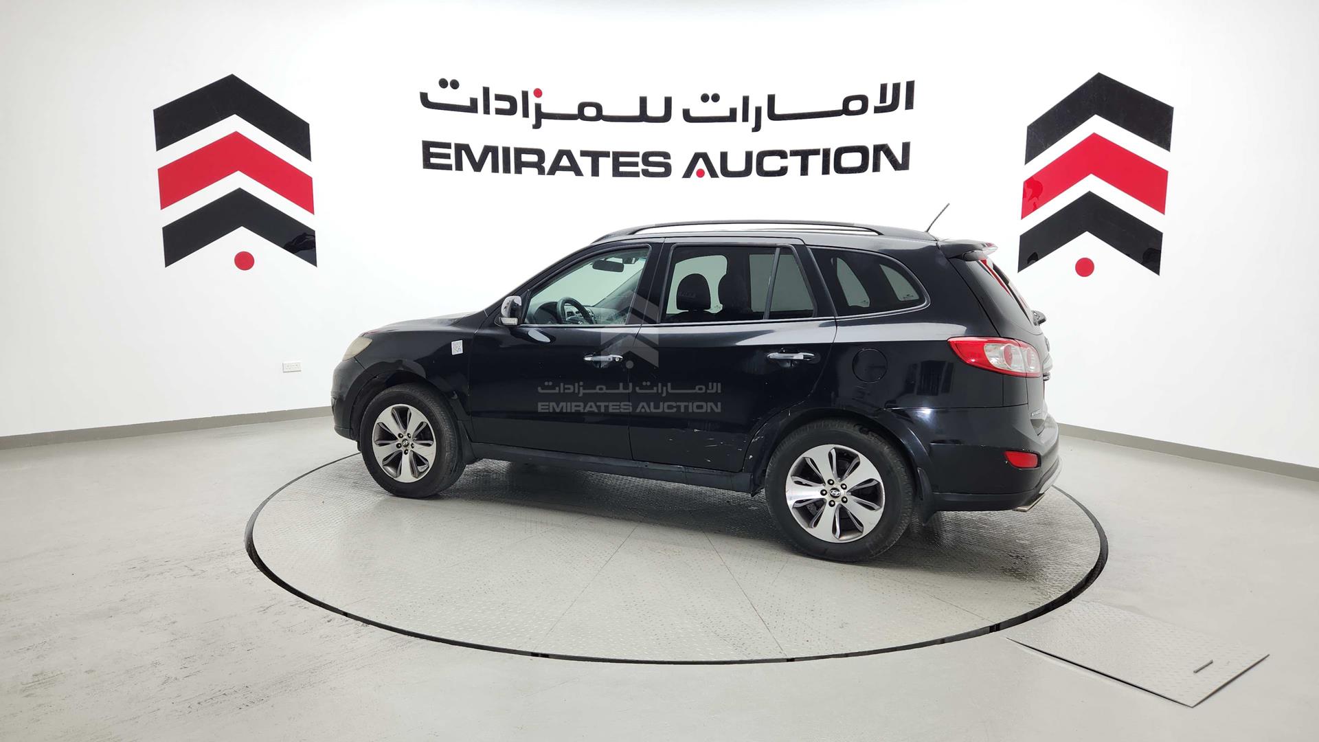 2012 HYUNDAI SANTA FE VIN: KMHSH81G8CU870180