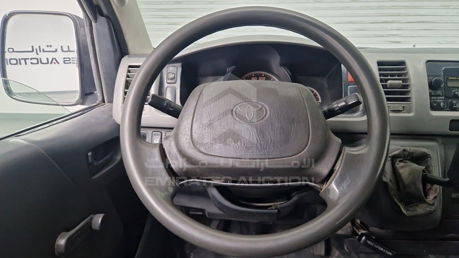 2009 TOYOTA HIACE VIN: JTGJX02P590021694
