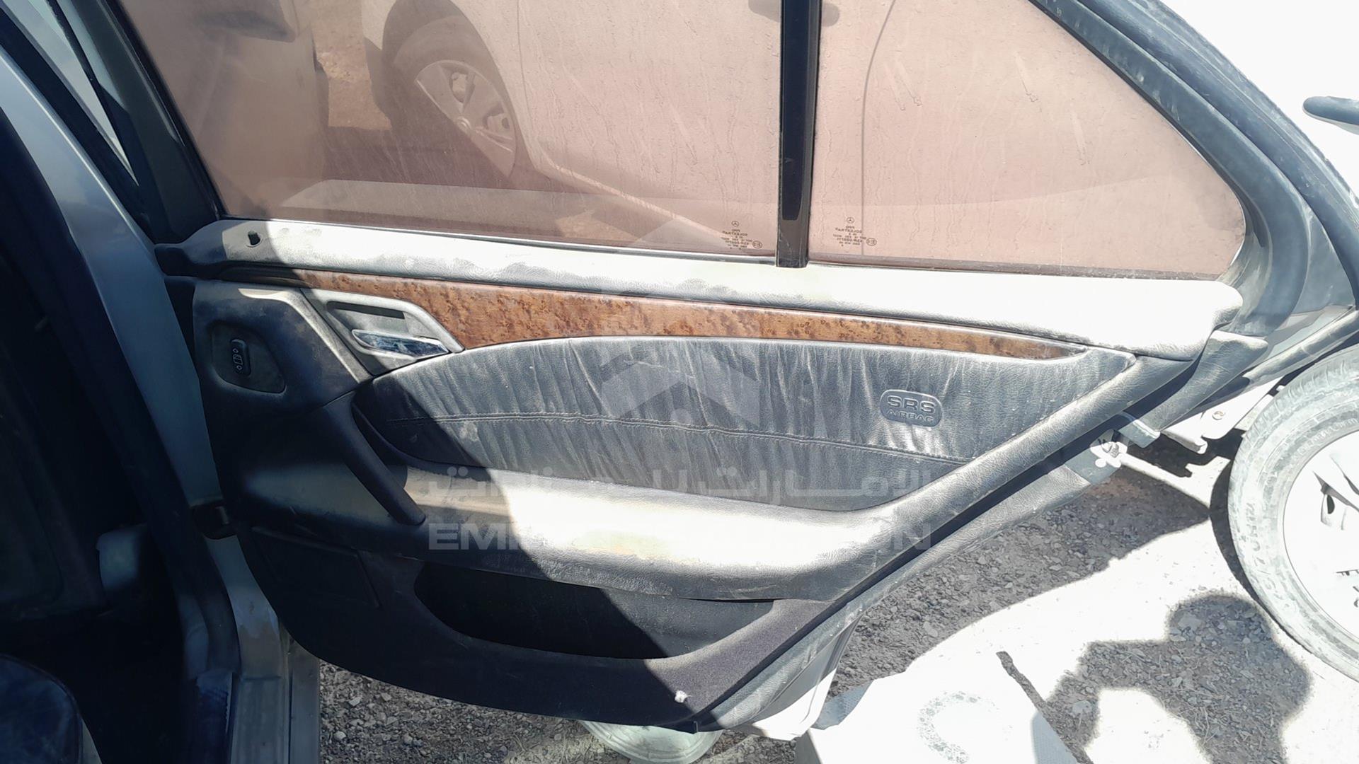 1999 MERCEDES E 320 VIN: WDB2100651A838615