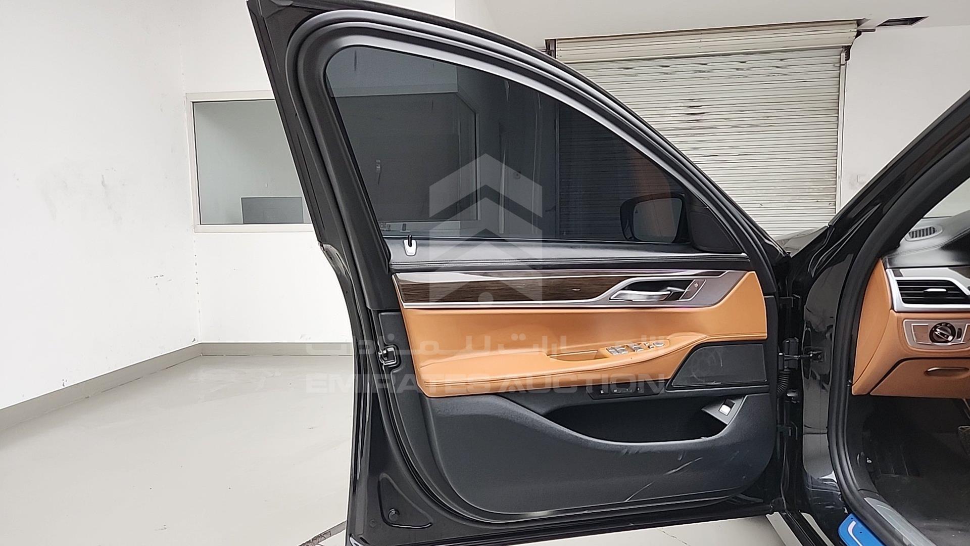 2020 BMW 730 VIN: WBA7T0A01LGJ07815
