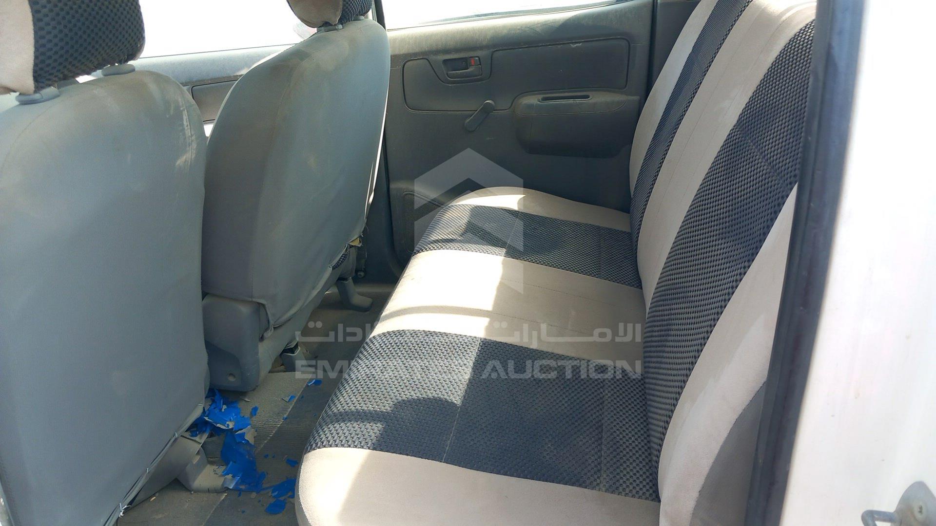 2008 TOYOTA HILUX VIN: MR0EX12G182307468