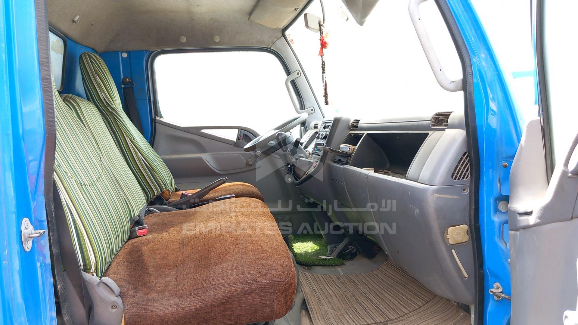 2010 MITSUBISHI CANTER VIN: JL6BCE6J7AK011331