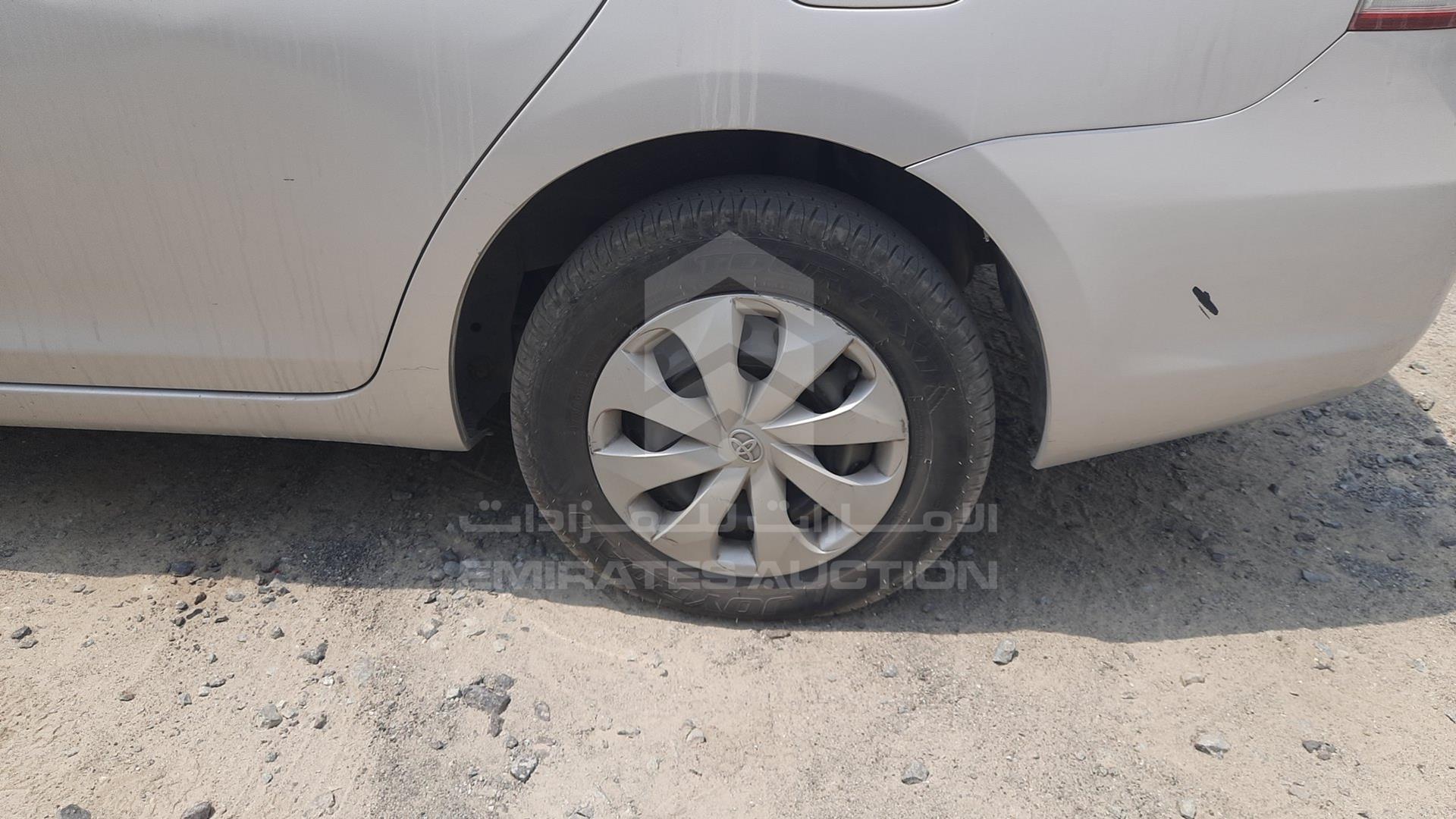2008 TOYOTA YARIS VIN: JTDBW923984020156