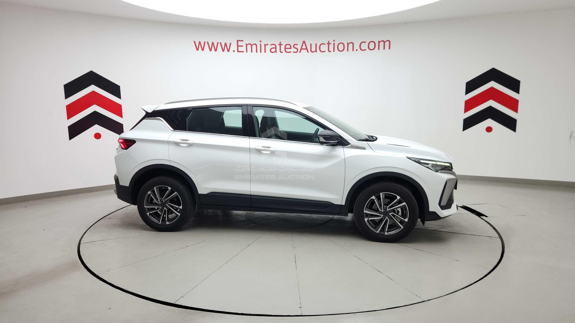 2024 GEELY COOLRAY VIN: LB3762KZ1RX503440