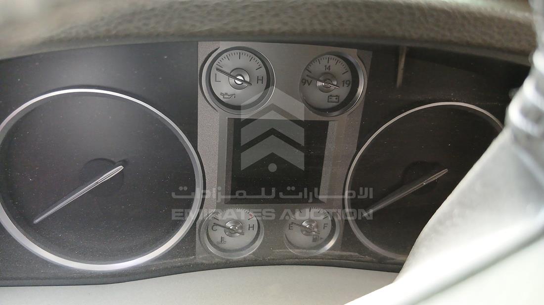 2009 Lexus LX 570 — Speedometer & RPM Gauges — Photo 14