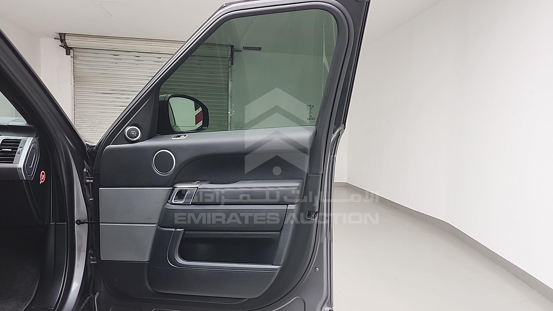2018 RANGE ROVER SPORT VIN: SALWA2BV7JA183221