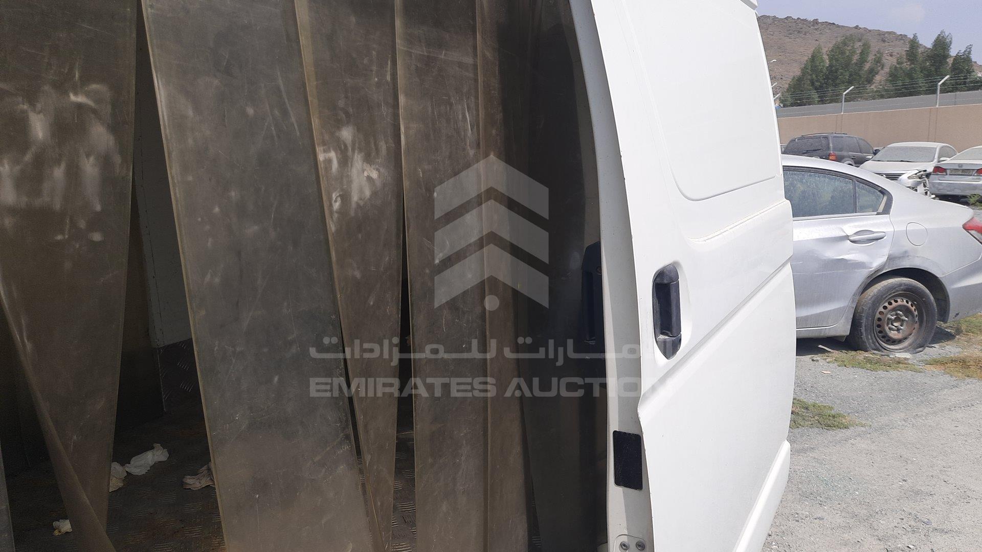 JTFHX02P7F0100427 - 2015 Toyota Hiace - #394257