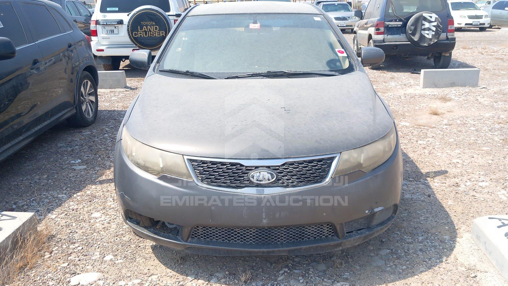2013 KIA CERATO VIN: KNAFT411XD5788808