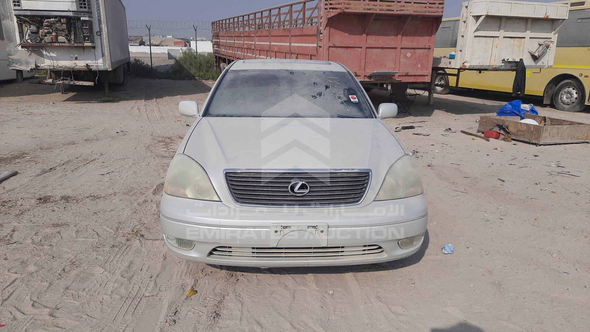 2001 LEXUS LS 430 VIN: JTHBN30F910048922
