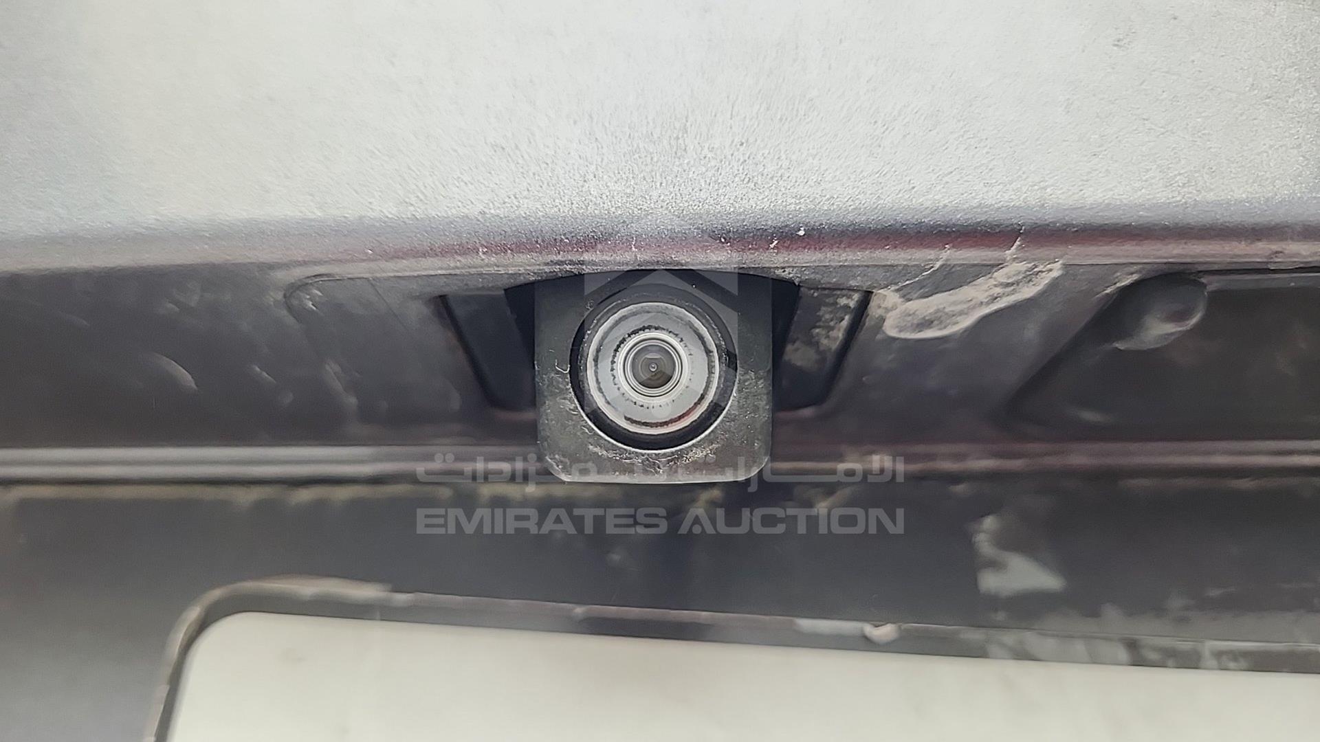 2018 HONDA CIVIC VIN: 2HGFC2F70JH592807
