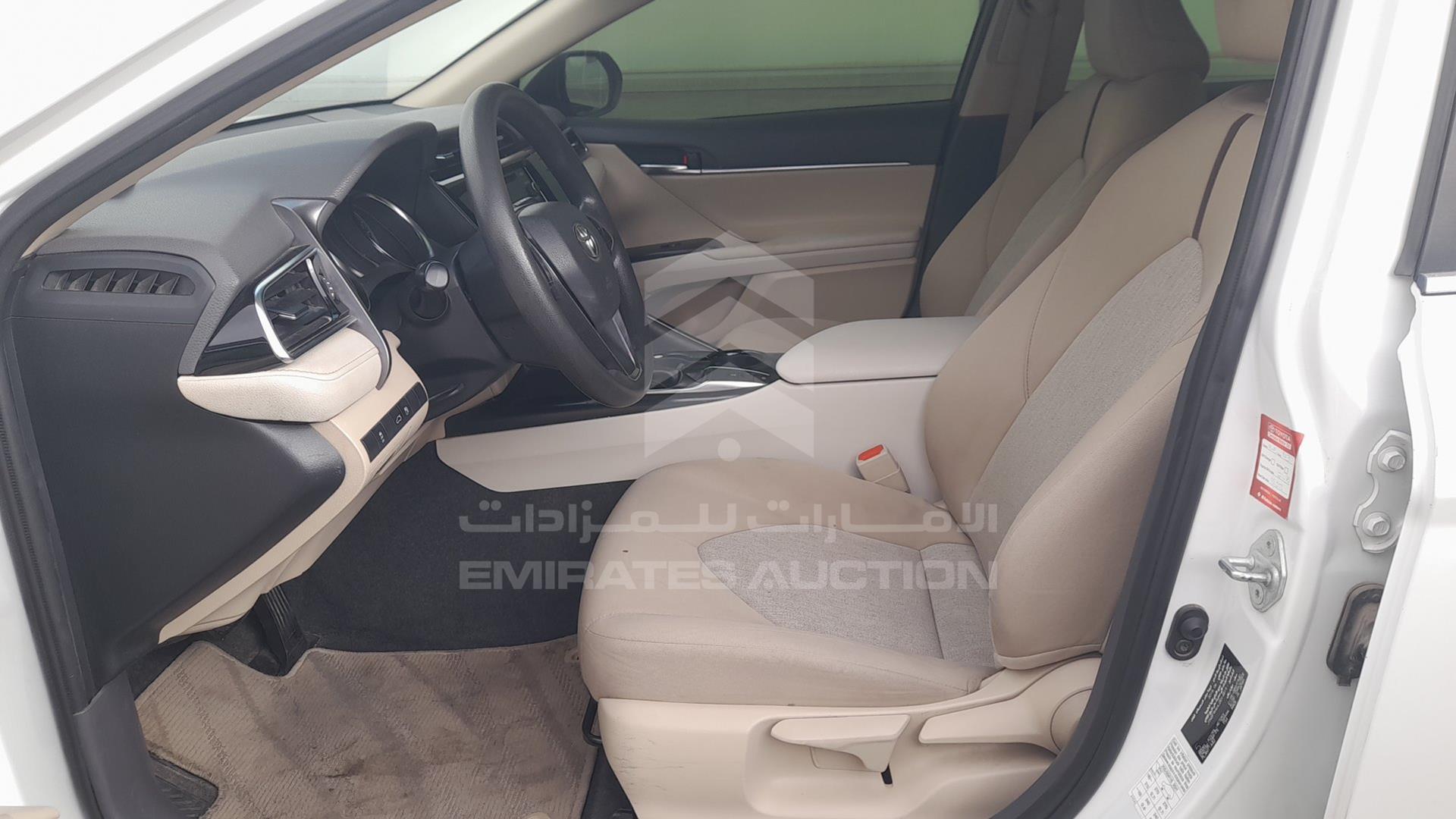 2018 TOYOTA CAMRY VIN: JTNBF9HK4J3014819