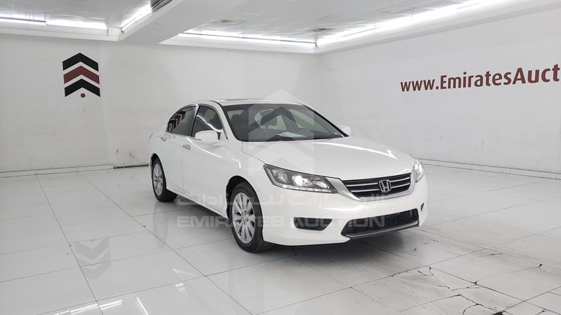 1HGCR2676EA608644 Auction: EmiratesAuction Lot: 405934 1HGCR2676EA608644 Honda Accord 2014 WHITE Photo 9