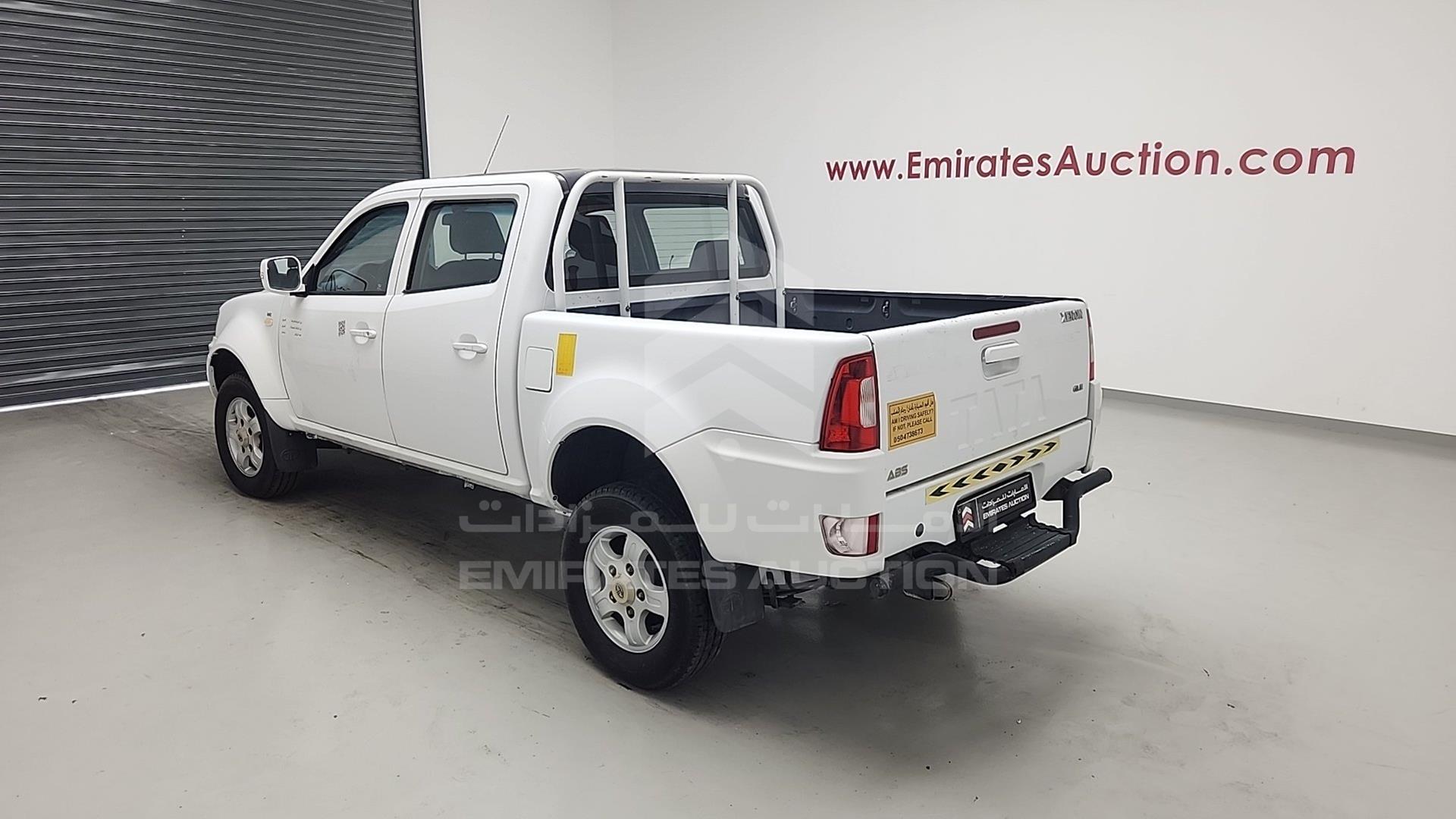 2016 TATA XENON VIN: MAT464753GSL00253