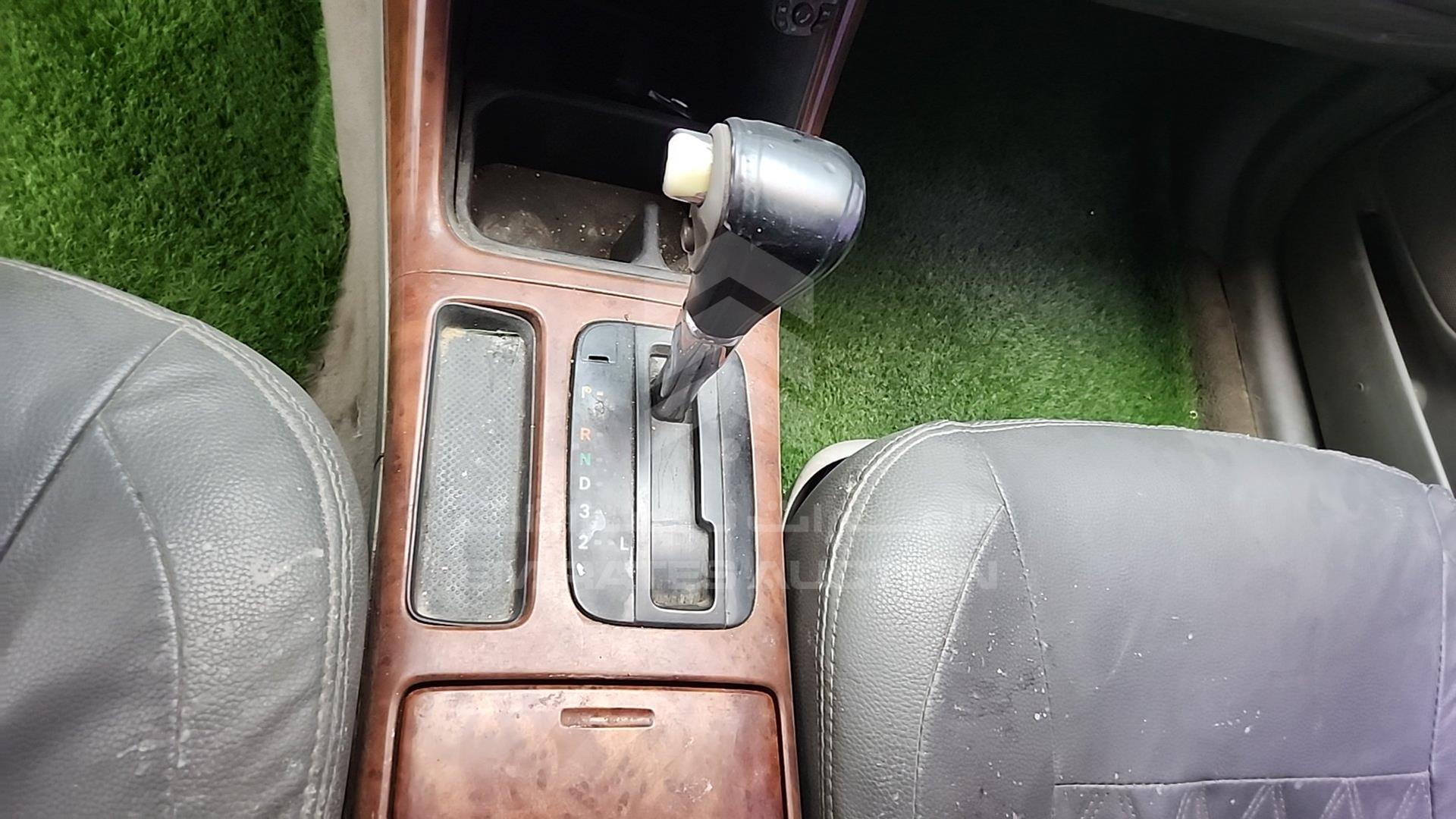 2004 TOYOTA CAMRY VIN: 4T1BF30K04U582783
