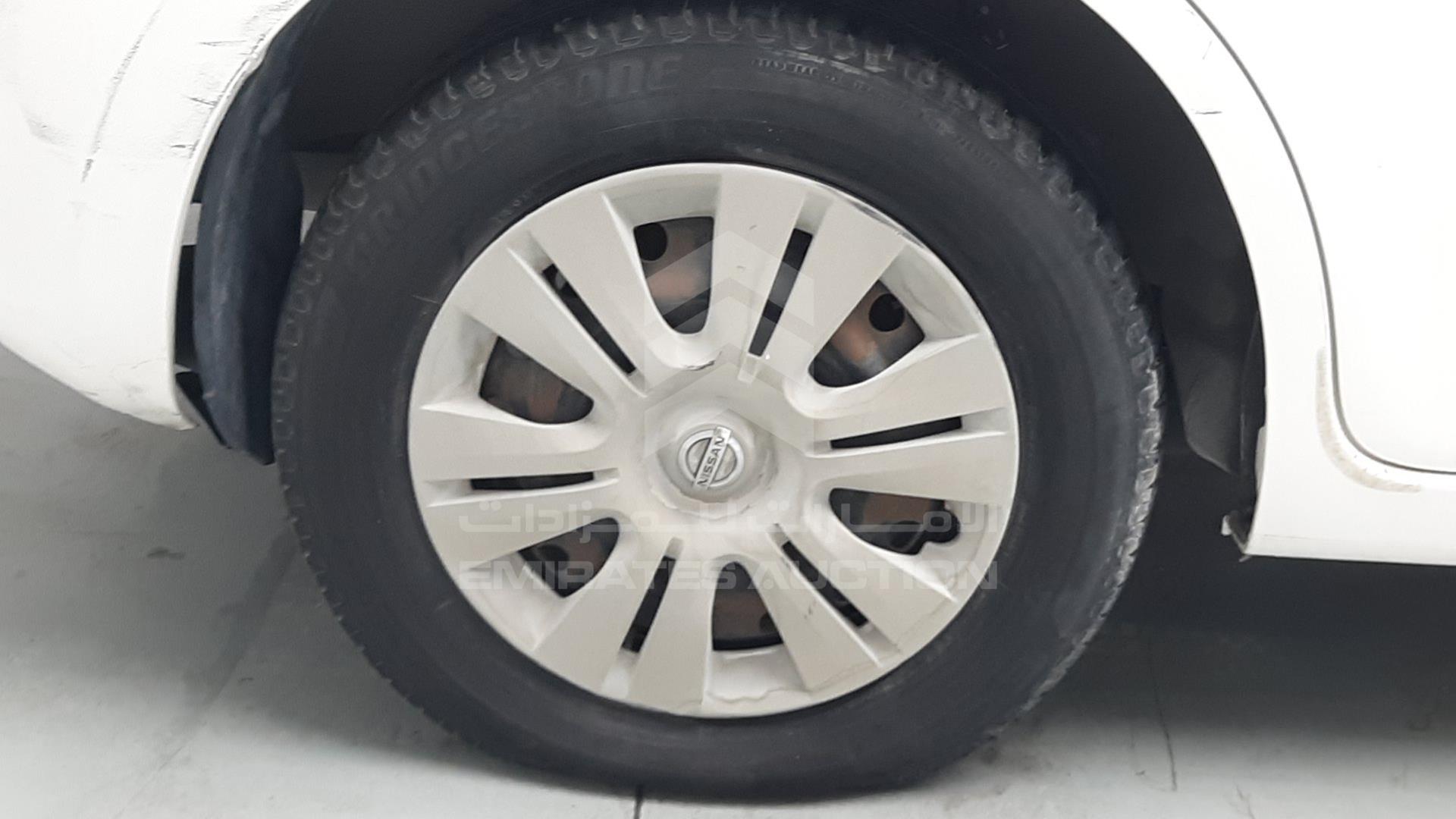 2014 NISSAN TIIDA VIN: MNTBC2C92E6000049