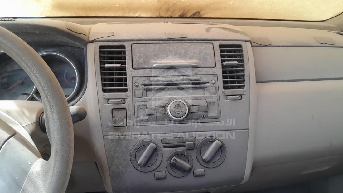 2013 Nissan Tiida — Entertainment Systems & Camera Monitor & Navigation — Photo 16