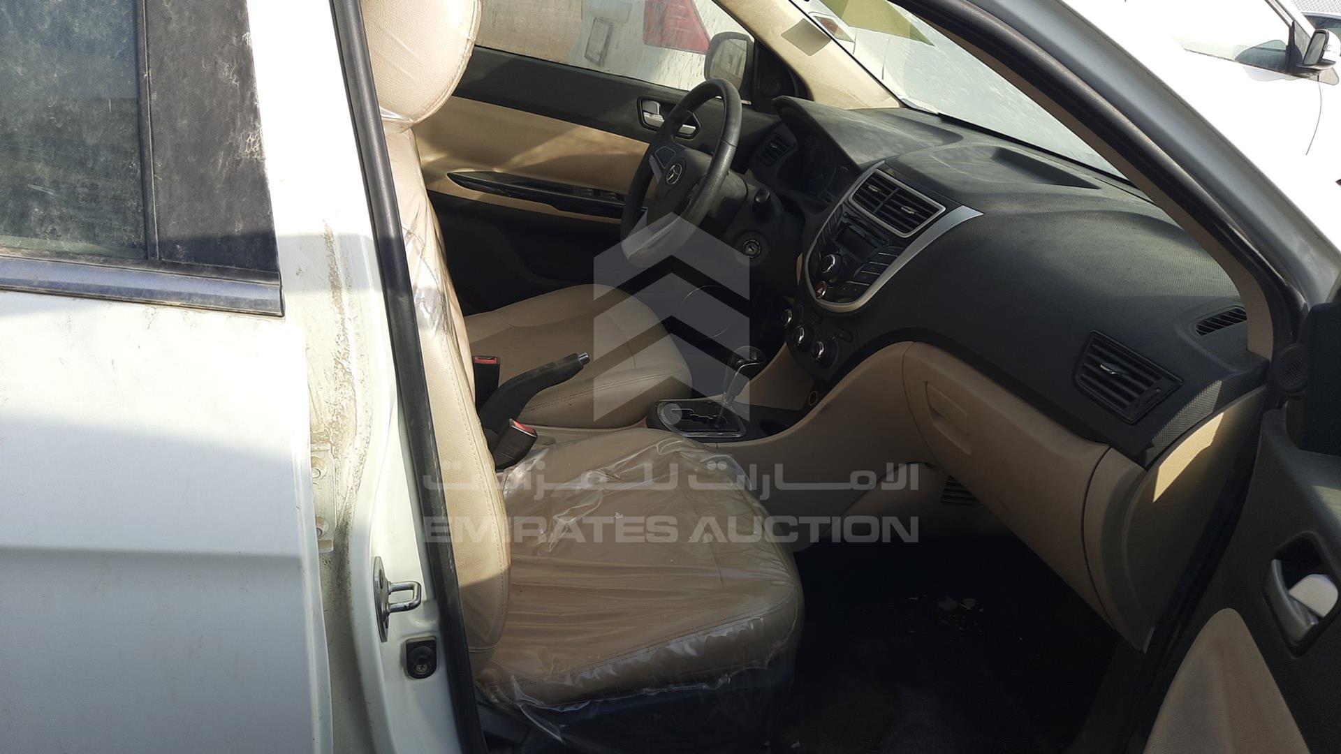 2016 JAC J4 VIN: LJ12FKR29G4703778