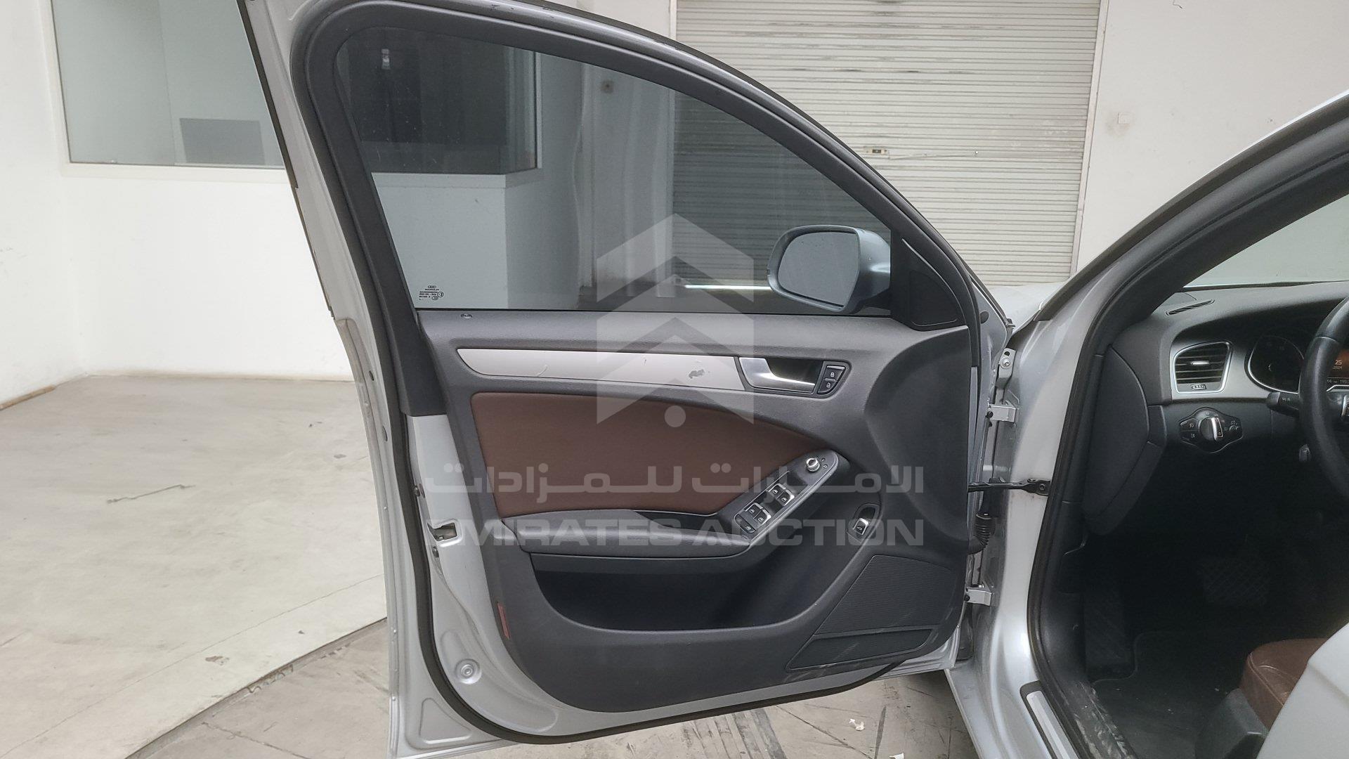 WAUACCFL6FA005492 - 2015 Audi A4 - #460408