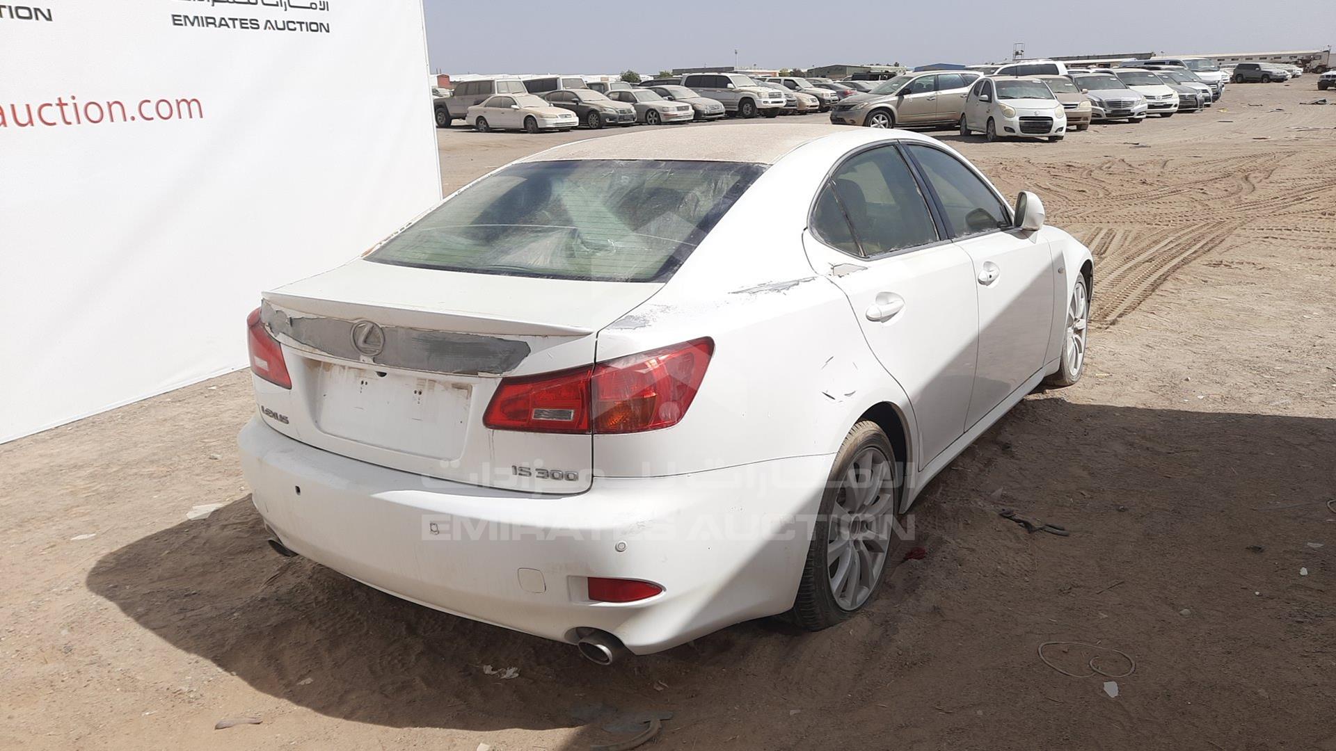 2008 LEXUS IS300 VIN: JTHBG262X82009697